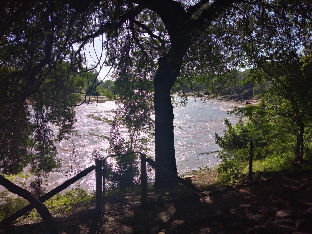 Nthakeni Bush & River Camp Pafuri Gate Exterior foto